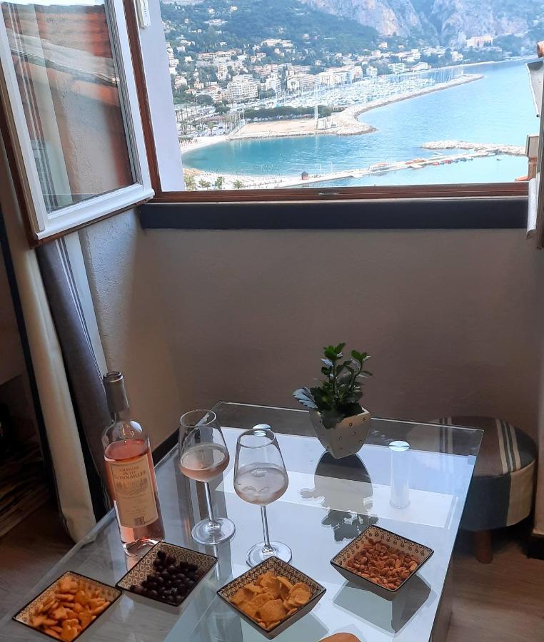 Menton, Centre Historique, Vue Mer Экстерьер фото