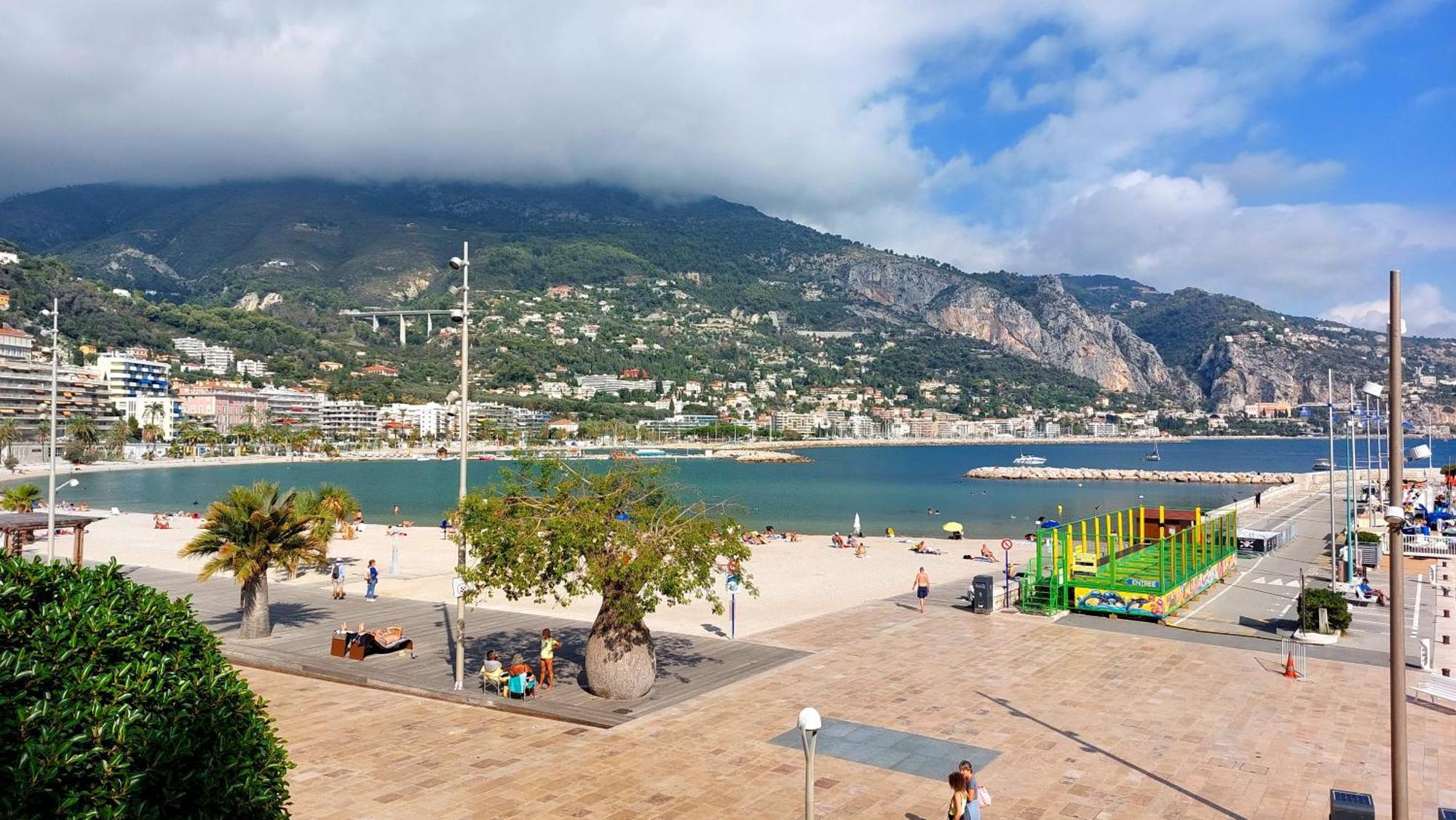 Menton, Centre Historique, Vue Mer Экстерьер фото